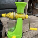 Manual juice extraction